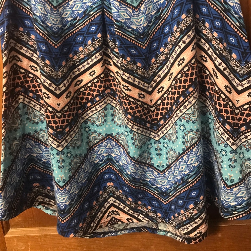 Flowy tank - Picture 2 of 5